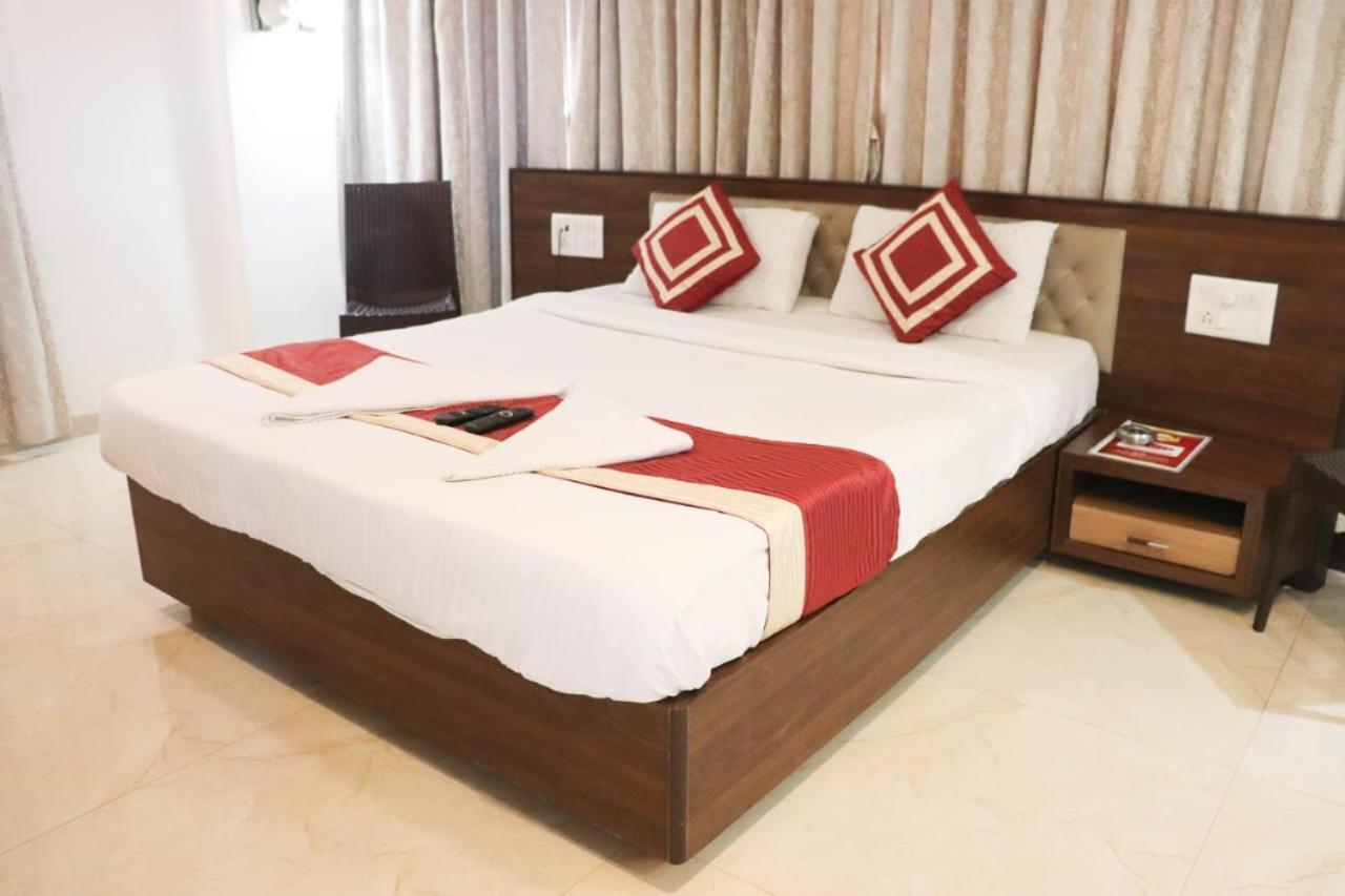 Hotel Shelter Palace Navi Mumbai Exterior photo